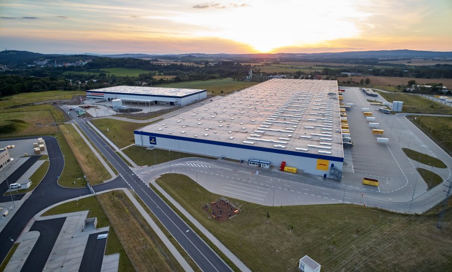 E-commerce is thriving in Cheb. Here, Tchibo as a European omnichannel retailer expands its distribution center and further develops the city's potential for the growth of the modern business.