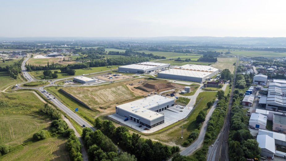 Accolade rozszerza działalność na południowe Czechy. Za ponad 2,5 miliarda koron czeskich Accolade kupuje GARBE Park Czeskie Budziejowice