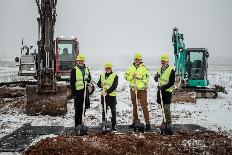 Heute wurde der Baubeginn neuer Flächen im Park Ostrov North feierlich eröffnet. Das Industriegebiet wird höchste weltweite Nachhaltigkeitsstandards erfüllen