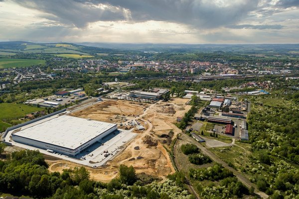 Modernizace průmyslu na Sokolovsku. Skupina Accolade a Sokolovská uhelná podepsaly memorandum o spolupráci.