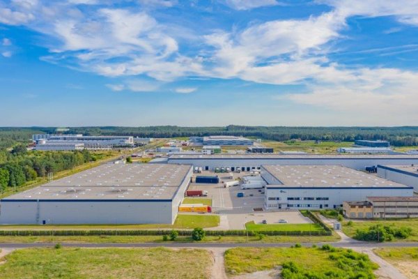 Accolade leased more than 61 000 sq m of space for modern business in Poland in the Q1 of 2021 and grew its portfolio by over 150 000 sq m year to year.