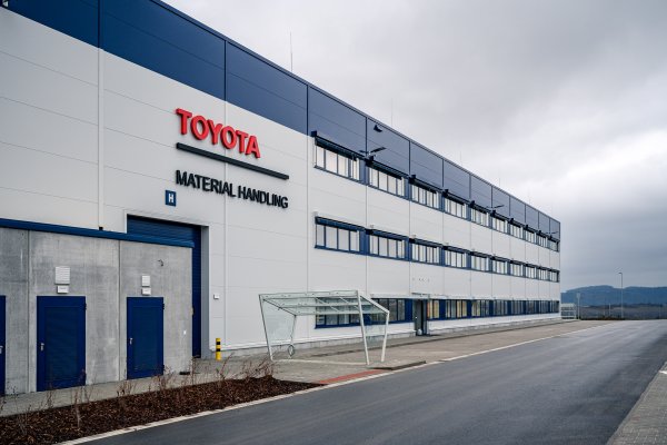 Toyota Material Handling CZ převzala dokončené prostory v Parku Zdice