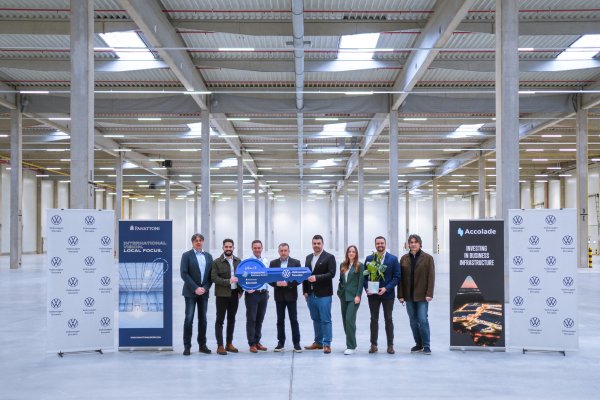 Kompanija Volkswagen Slovakia preuzela je kao zakupac novu halu u Parku Bratislava North II
