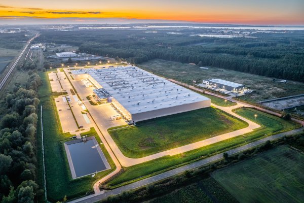 Ako sa meniace nákupné návyky premenia sklady a logistiku do roku 2030