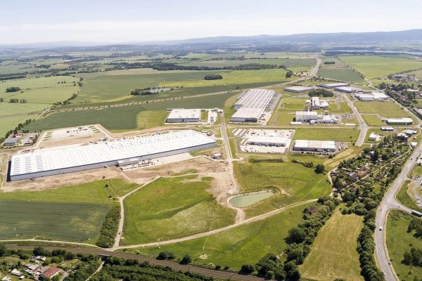 Accolade reports 112,000 sq. metres of new leases  in the first quarter alone